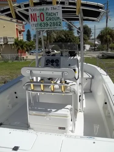Slide: The Image of Sea Fox 230 Center Console 2005 - 3