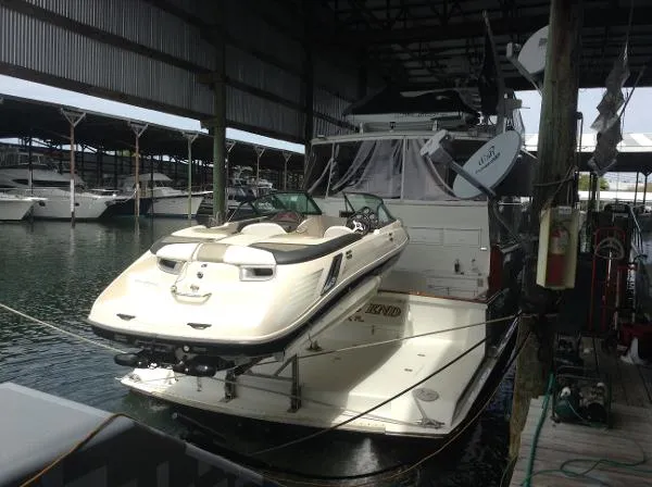 Slide: The Image of HARGRAVE Motor Yacht 1989 - 7
