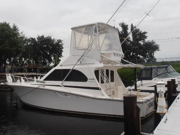 Slide: The Image of Luhrs Tournament 320 Convertible 1989 - 0