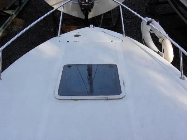 Slide: The Image of Sea Ray 240 Sundancer 2000 - 7