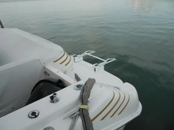 Slide: The Image of Sea Ray 440 Express Bridge 1997 - 8