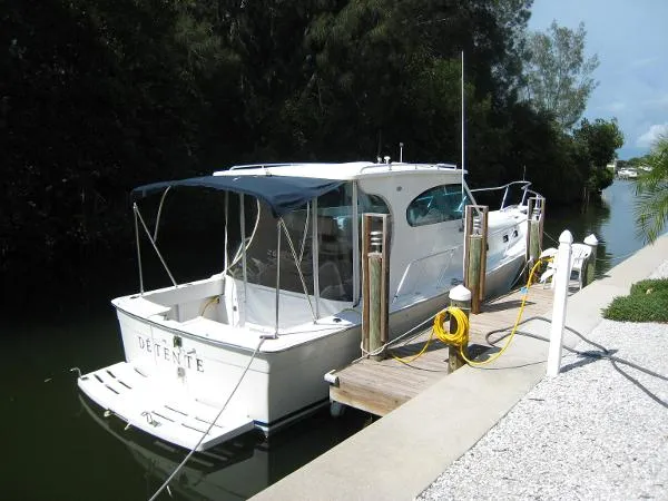 Slide: The Image of Mainship Pilot Sedan 1999 - 0