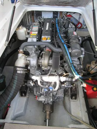 Slide: The Image of Mainship Pilot Sedan 1999 - 7