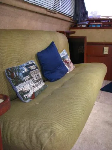 Slide: The Image of Sea Ray 36 MOTORYACHT AFT CABIN 1984 - 11