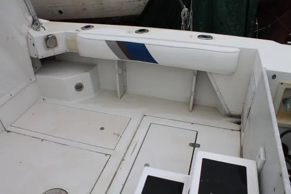 Slide: The Image of Wellcraft Coastal 2600 1990 - 8