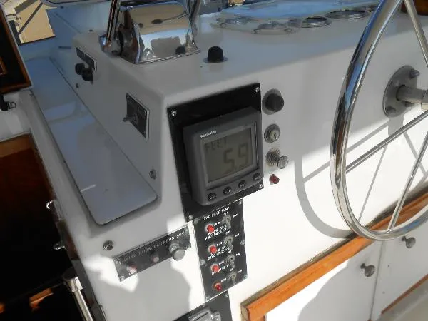 Slide: The Image of Hatteras Motoryacht 1978 - 10