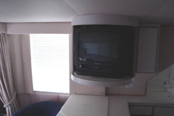 Slide: The Image of Blue Water Coastal Cruiser 1995 - 8