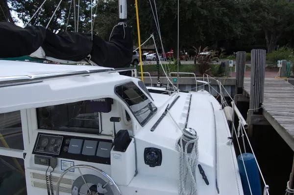 Slide: The Image of Gemini 105 - MC SLOOP CATAMARAN 2005 - 3
