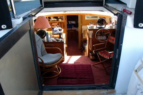 Slide: The Image of Mainship 36 Aft Cabin 1985 - 11