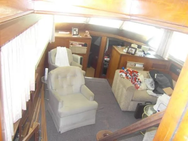 Slide: The Image of Hatteras 48 YACHTFISH 1975 - 10