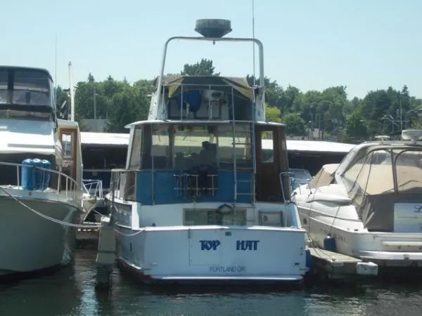 Slide: The Image of Hatteras 48 YACHTFISH 1975 - 5