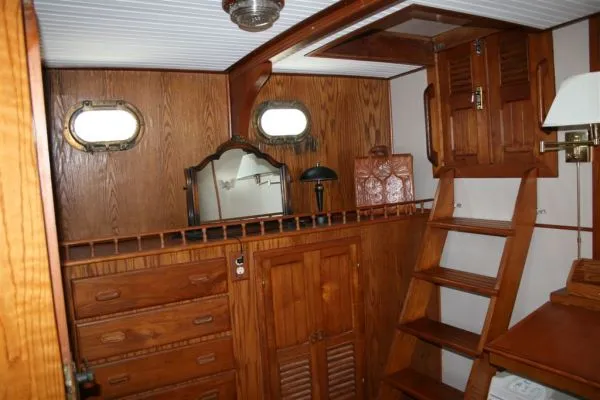 Slide: The Image of Formosa 40 DOUBLE CABIN TRAWLER 1979 - 4