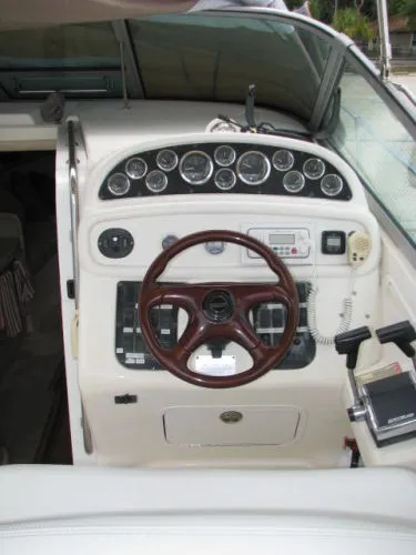 Slide: The Image of Sea Ray 290 Sundancer 1998 - 9