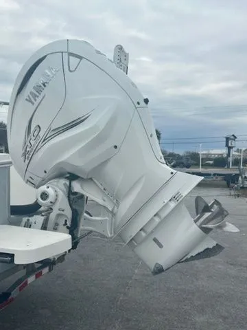 Slide: The Image of Regulator Marine 26XO 2020 - 7