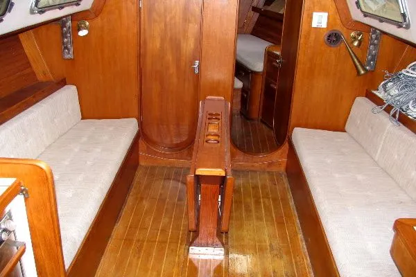 Slide: The Image of J Boats 34-C 1989 - 11