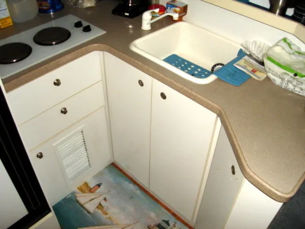 Slide: The Image of Silverton Motoryacht Aft Cabin 1996 - 2
