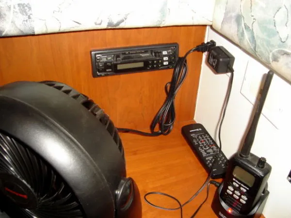 Slide: The Image of Silverton Motoryacht Aft Cabin 1996 - 5