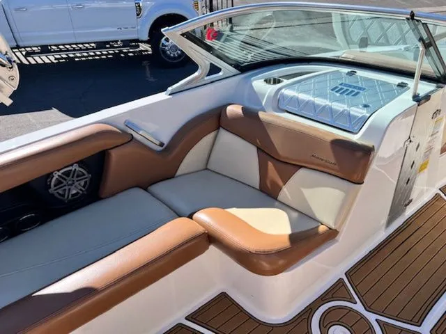 Slide: The Image of MasterCraft X30 2016 - 13