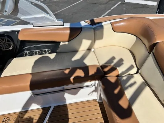 Slide: The Image of MasterCraft X30 2016 - 16