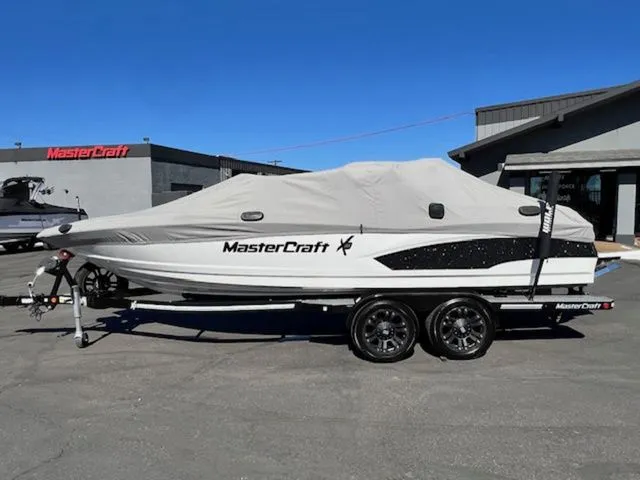 Slide: The Image of MasterCraft X30 2016 - 22