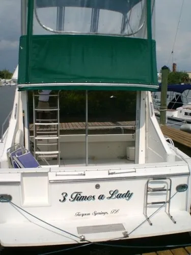 Slide: The Image of Sea Ray 34 Sedan Bridge 1989 - 1