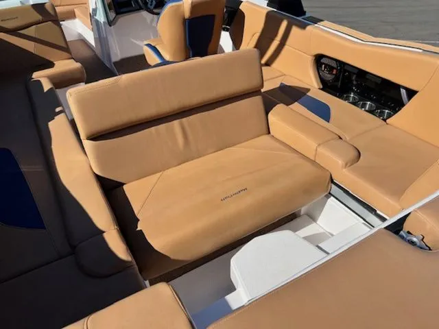 Slide: The Image of MasterCraft NXT24 2024 - 22