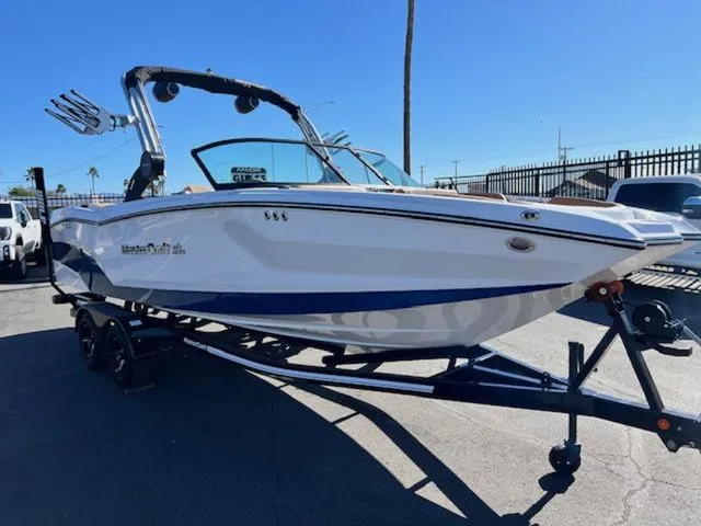 Slide: The Image of MasterCraft NXT24 2024 - 4