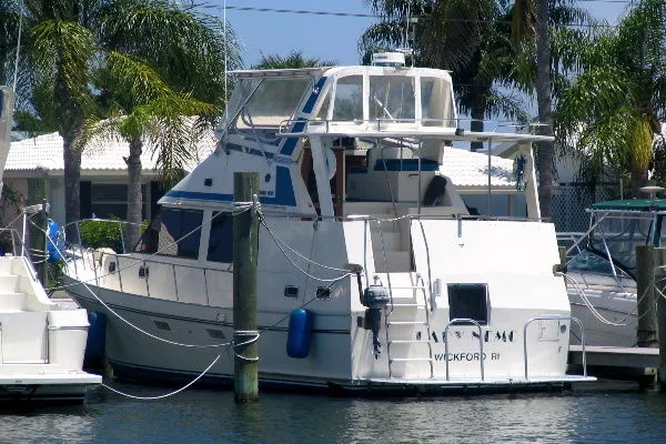 Slide: The Image of Golden Star 35 Flybridge 1988 - 3