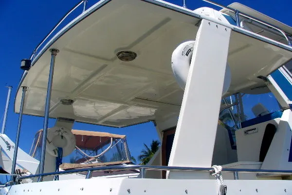 Slide: The Image of Golden Star 35 Flybridge 1988 - 4