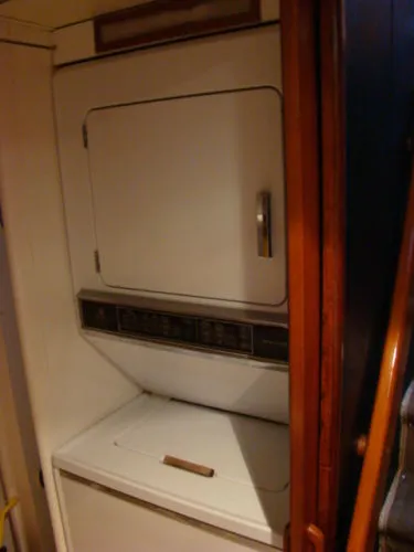 Slide: The Image of Viking 63 WIDEBODY MOTORYACHT 1988 - 2