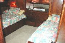 Slide: The Image of Hatteras Motoryacht 1973 - 8