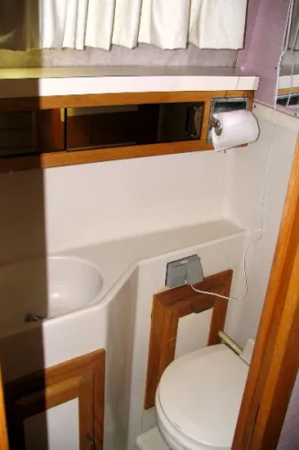 Slide: The Image of Mainship 36 Double Cabin 1987 - 9