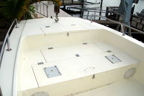 Slide: The Image of Sea Cat CENTER CONSOLE 1997 - 8