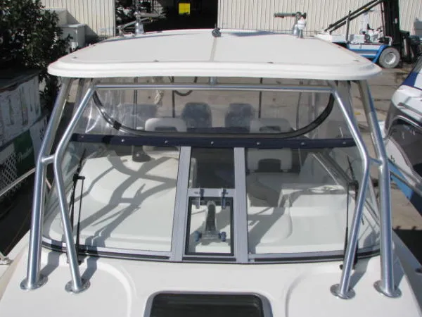 Slide: The Image of Boston Whaler 28 Conquest 2007 - 8
