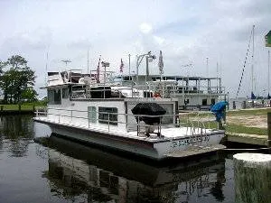 Slide: The Image of Gibson HOUSEBOAT 1979 - 8