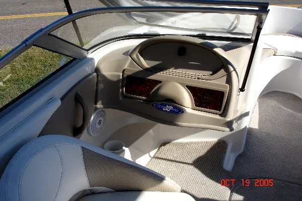 Slide: The Image of Four Winns Horizon 180 LE 2005 - 5