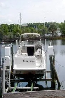Slide: The Image of Bayliner Cruiser 1995 - 10