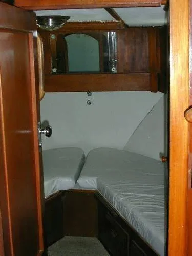 Slide: The Image of Marine Trader 34 Trunk 1976 - 8
