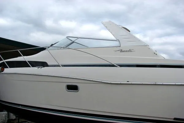 Slide: The Image of Bayliner 3255 Avanti Sunbridge 1996 - 10