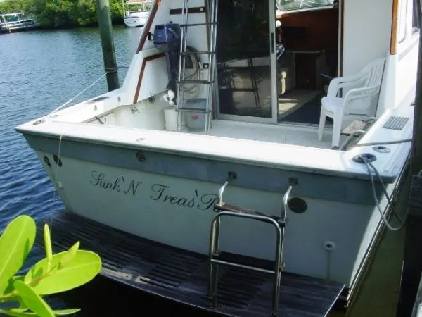 Slide: The Image of Silverton 34 Sportfish 1985 - 7
