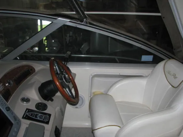 Slide: The Image of Sea Ray 340 Sundancer 1999 - 11