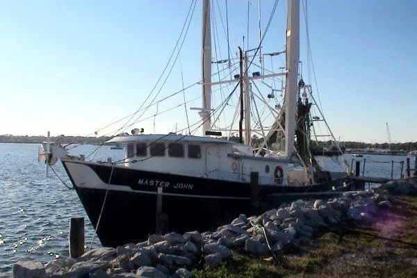 Slide: The Image of Master Marine / True World 74 Shrimper 1977 - 0