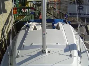 Slide: The Image of Catalina 22 MkII 1999 - 4