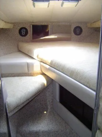 Slide: The Image of Bayliner Avanti 3250 Cruiser 1988 - 2