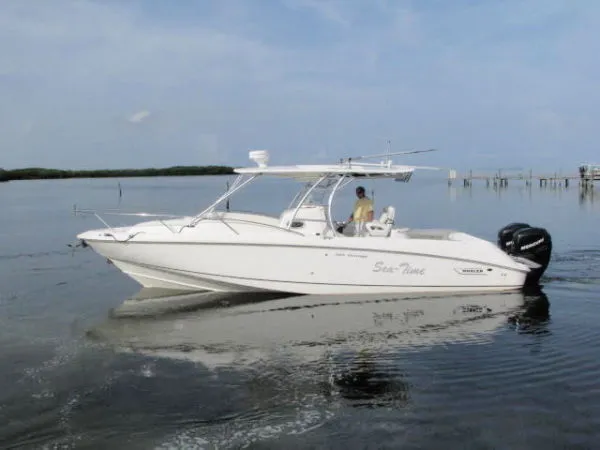Slide: The Image of Boston Whaler 320 Outrage Cuddy 2006 - 0