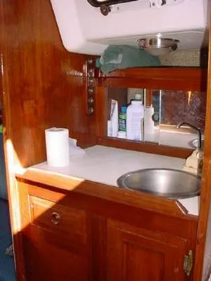 Slide: The Image of CAL 25 SLOOP 1982 - 8