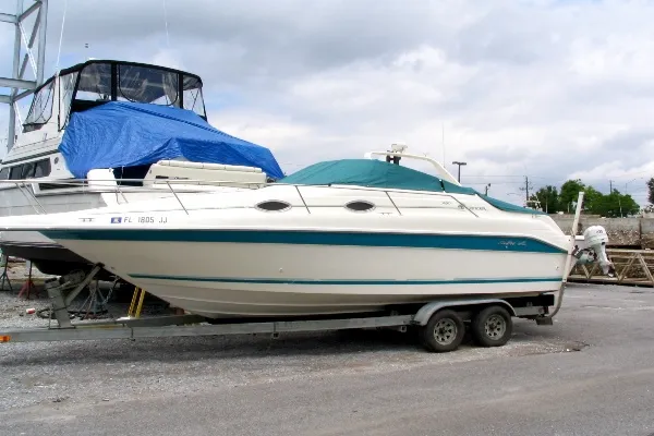 Slide: The Image of Sea Ray 250 Sundancer 1995 - 7
