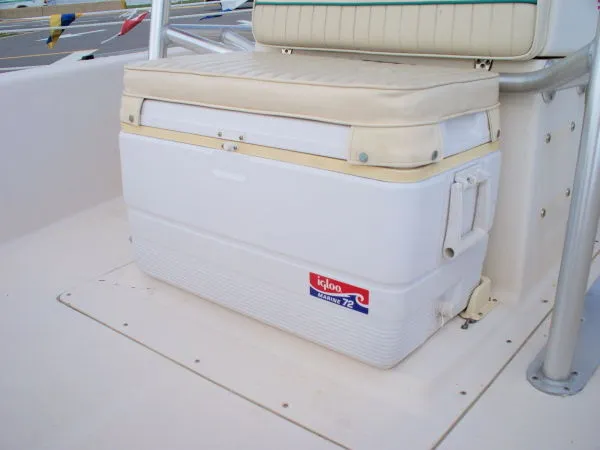 Slide: The Image of Scout Boats 192 Sportfish 1997 - 10