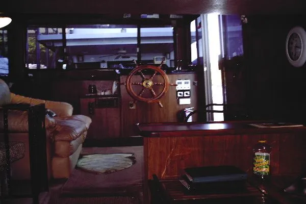 Slide: The Image of Holiday Mansion Coastal Barracuda 1985 - 9