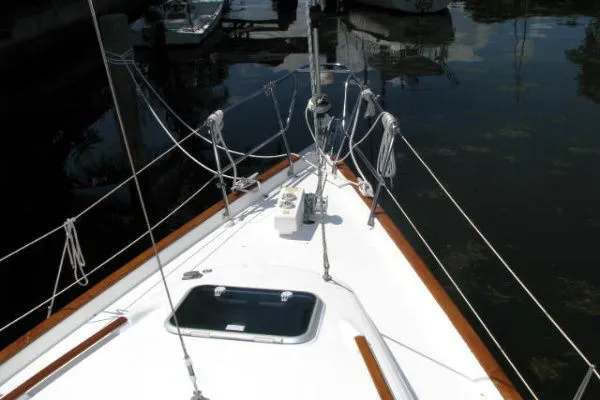 Slide: The Image of Beneteau 36 C.C. 1998 - 3